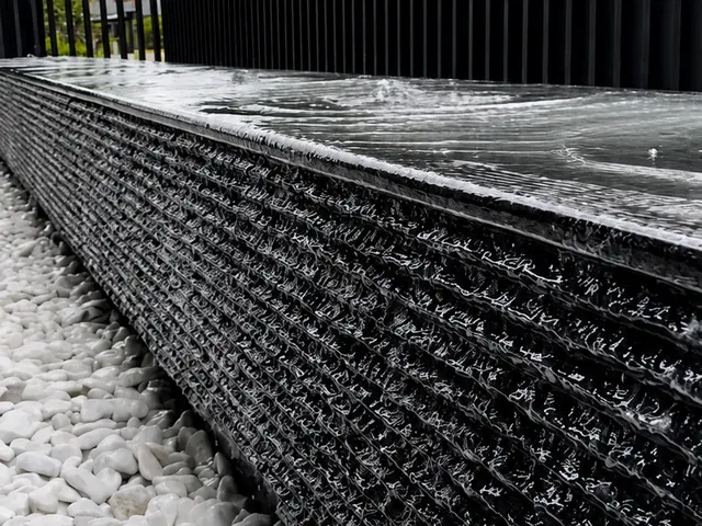 "Modern" Fountain